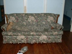 tarnung,sofa.jpg